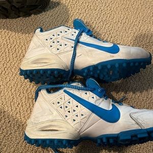 Kids lax turf cleats